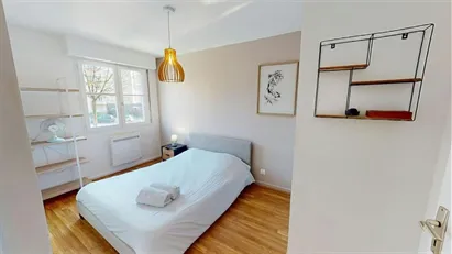 Room for rent in Grenoble, Auvergne-Rhône-Alpes
