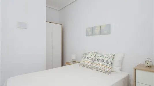 Rooms in Madrid Centro - photo 2