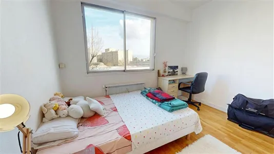 Rooms in Lyon - photo 2