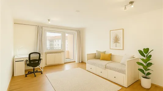 Rooms in Location is not specified - photo 1