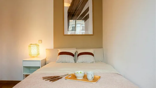 Rooms in Madrid Centro - photo 3