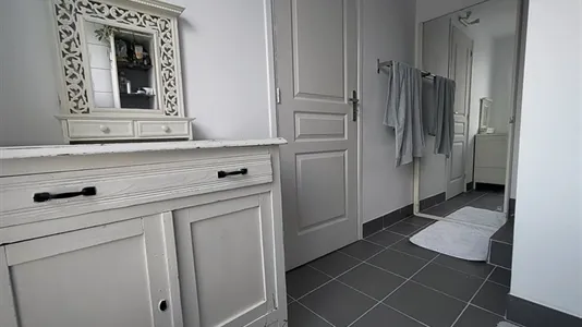 Rooms in Bobigny - photo 6