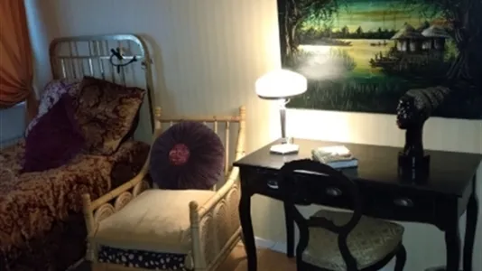 Rooms in Stockholm South - photo 1