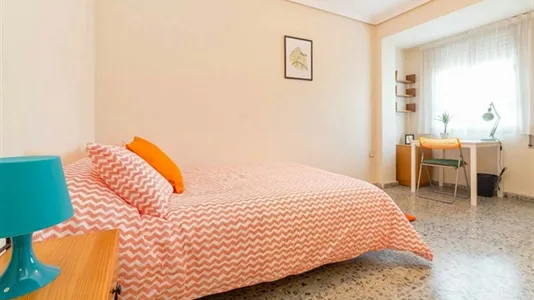 Rooms in Valencia Algirós - photo 4