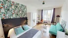 Room for rent, Boulogne-Billancourt, Île-de-France, &lt;span class=&quot;blurred street&quot; onclick=&quot;ProcessAdRequest(8941316)&quot;&gt;&lt;span class=&quot;hint&quot;&gt;See streetname&lt;/span&gt;[xxxxxxxxxxxxx]&lt;/span&gt;