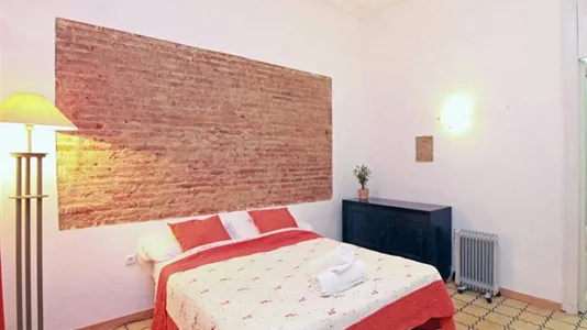 Apartments in Barcelona Ciutat Vella - photo 8