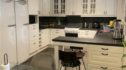 Houses in Motala - photo 2