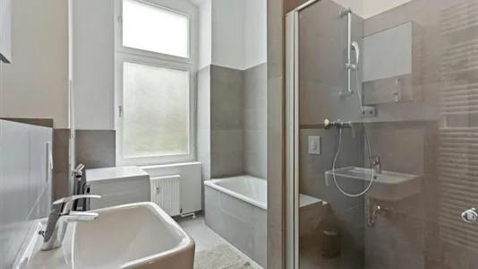 Rooms in Berlin Mitte - photo 10