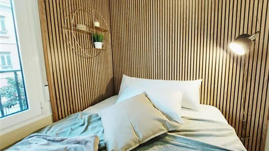 Rooms in Madrid Salamanca - photo 5