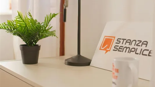 Rooms in Lecco - photo 1