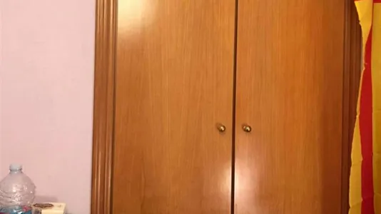 Rooms in Valencia Extramurs - photo 9