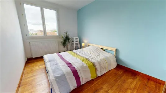 Rooms in Grenoble - photo 1