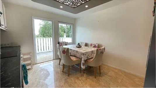 Houses in Upplands Väsby - photo 4