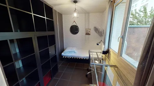 Rooms in Grenoble - photo 1