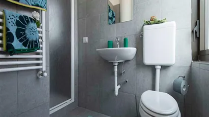 Room for rent in Milano Zona 9 - Porta Garibaldi, Niguarda, Milan