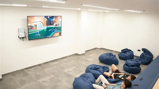 Rooms in Dos Hermanas - photo 10