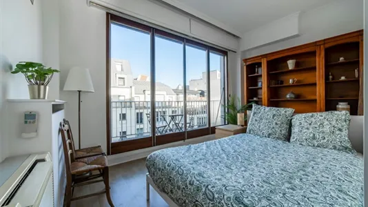 Apartments in Paris 16ème arrondissement (South) - photo 1