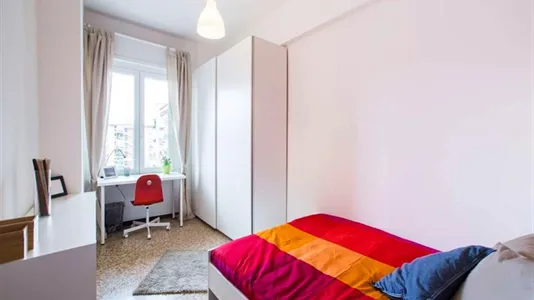 Rooms in Milano Zona 8 - Fiera, Gallaratese, Quarto Oggiaro - photo 4