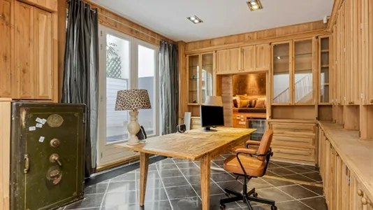 Houses in The Hague Centrum - photo 5