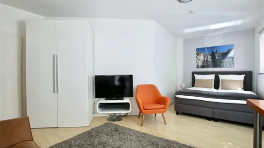 Apartments in Cologne Innenstadt - photo 4