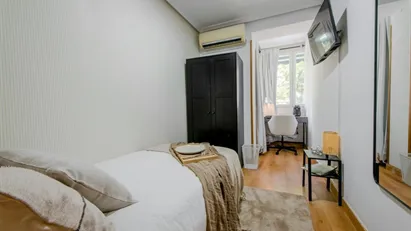 Room for rent in Madrid Hortaleza, Madrid