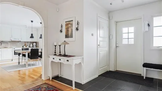 Houses in Huddinge - photo 12