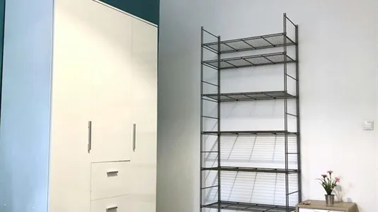 Rooms in Madrid Salamanca - photo 10