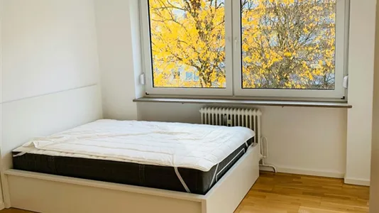 Rooms in Munich Thalkirchen-Obersendling-Forstenried-Fürstenried-Solln - photo 2