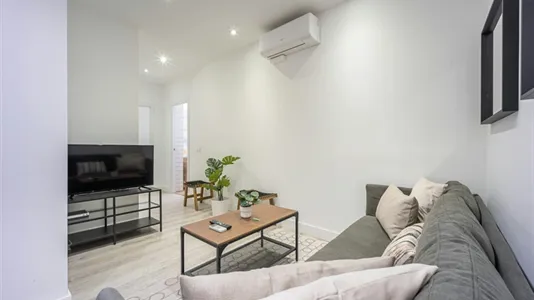 Rooms in Madrid Centro - photo 3