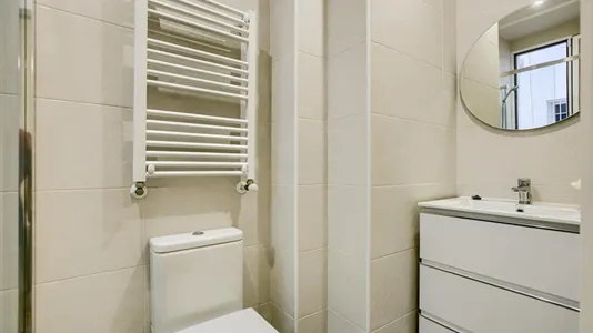 Rooms in Madrid Retiro - photo 9