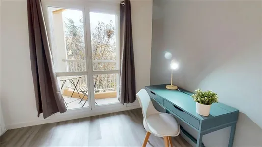 Rooms in Lyon - photo 2