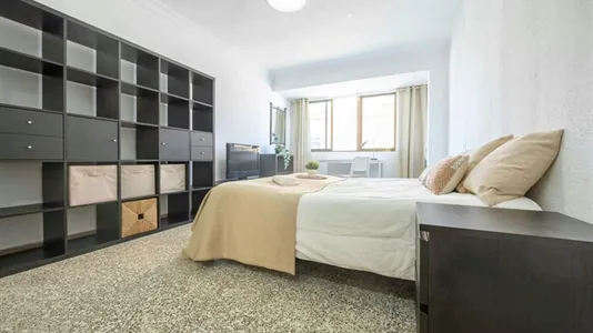 Rooms in Tavernes Blanques - photo 2