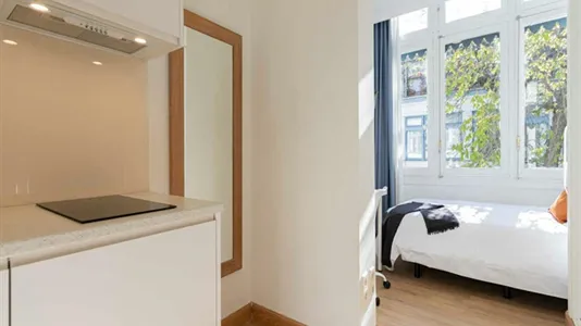 Rooms in Madrid Centro - photo 5