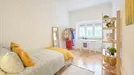 Room for rent, Lisbon (region), &lt;span class=&quot;blurred street&quot; onclick=&quot;ProcessAdRequest(12973518)&quot;&gt;&lt;span class=&quot;hint&quot;&gt;See streetname&lt;/span&gt;[xxxxxxxxxxxxx]&lt;/span&gt;