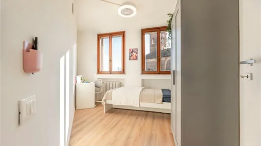 Rooms in Padua - photo 1
