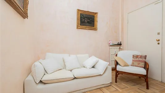 Rooms in Milano Zona 2 - Stazione Centrale, Gorla, Turro, Greco, Crescenzago - photo 9