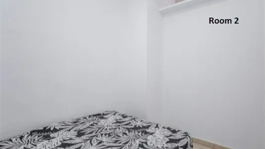 Rooms in Barcelona Ciutat Vella - photo 4