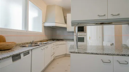 Rooms in Madrid Chamberí - photo 10