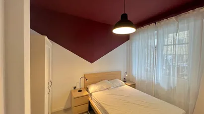 Room for rent in Milano Zona 4 - Vittoria, Forlanini, Milan
