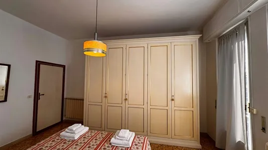 Rooms in Florence - photo 5