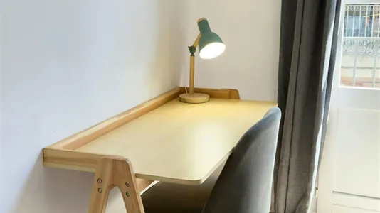 Rooms in Barcelona Ciutat Vella - photo 6