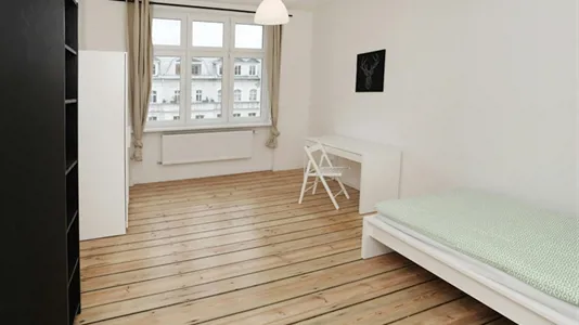 Rooms in Berlin Tempelhof-Schöneberg - photo 2