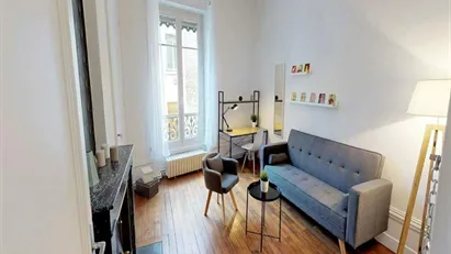 Room for rent in Lyon, Auvergne-Rhône-Alpes Room for rent in Lyon, Auvergne-Rhône-Alpes