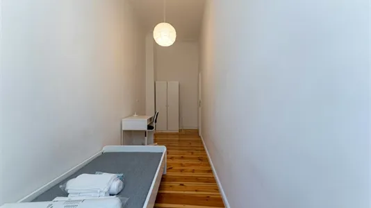 Rooms in Berlin Friedrichshain-Kreuzberg - photo 3