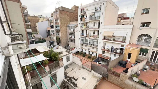 Rooms in Barcelona Sants-Montjuïc - photo 4