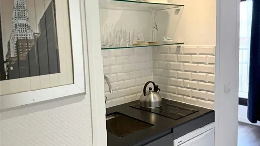 Apartments in Paris 16éme arrondissement (North) - photo 9