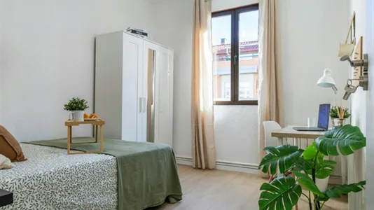 Rooms in Getafe - photo 1