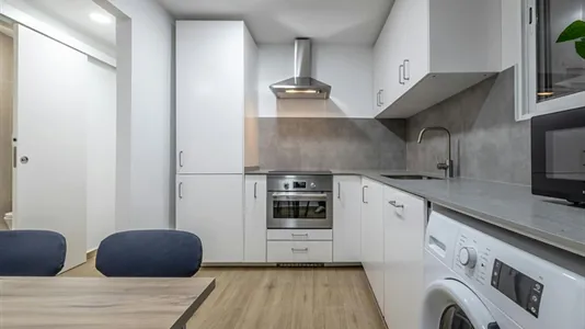 Rooms in el Camí de Vera - photo 8