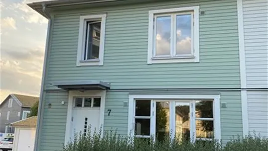 Houses in Mölndal - photo 1