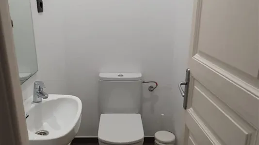 Rooms in Barcelona Eixample - photo 9